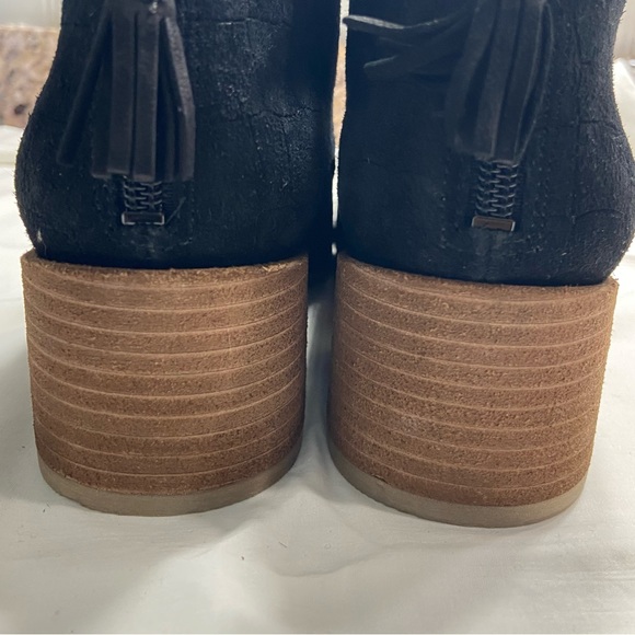 Dr. Scholls Boots - Picture 3 of 5